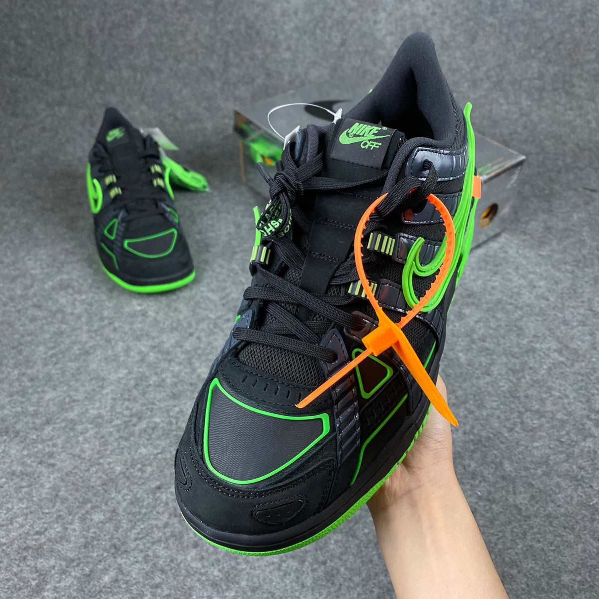 Off-White x Air Rubber Dunk 'Green Strike'