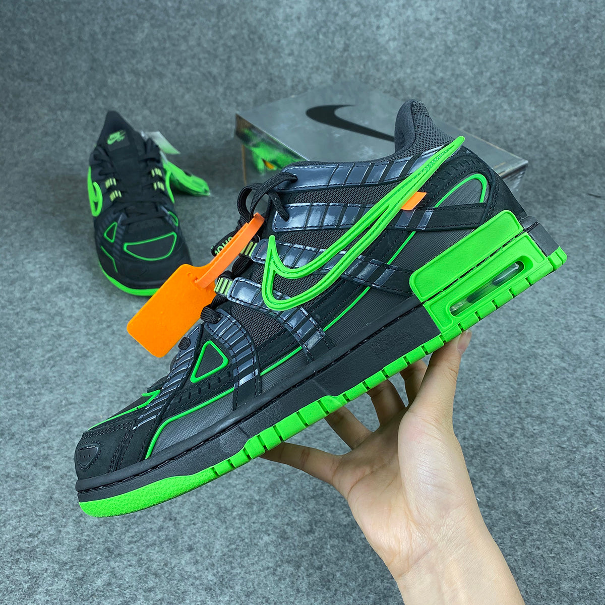 Off-White x Air Rubber Dunk 'Green Strike'