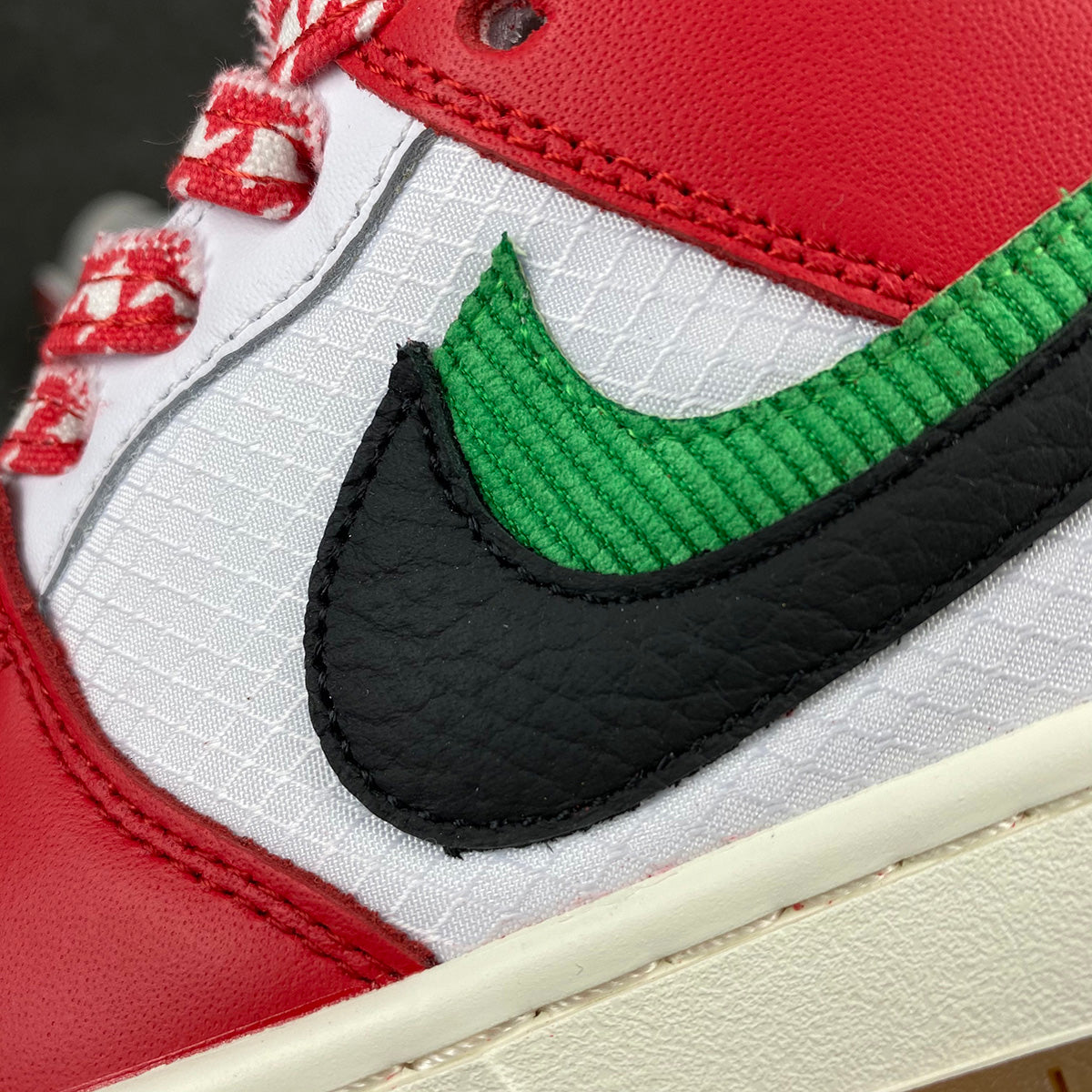 Frame Skate x Dunk Low SB 'Habibi'