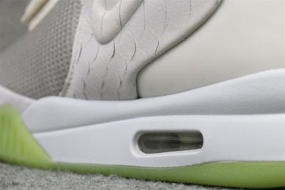 Air Yeezy 2 NRG 'Pure Platinum'