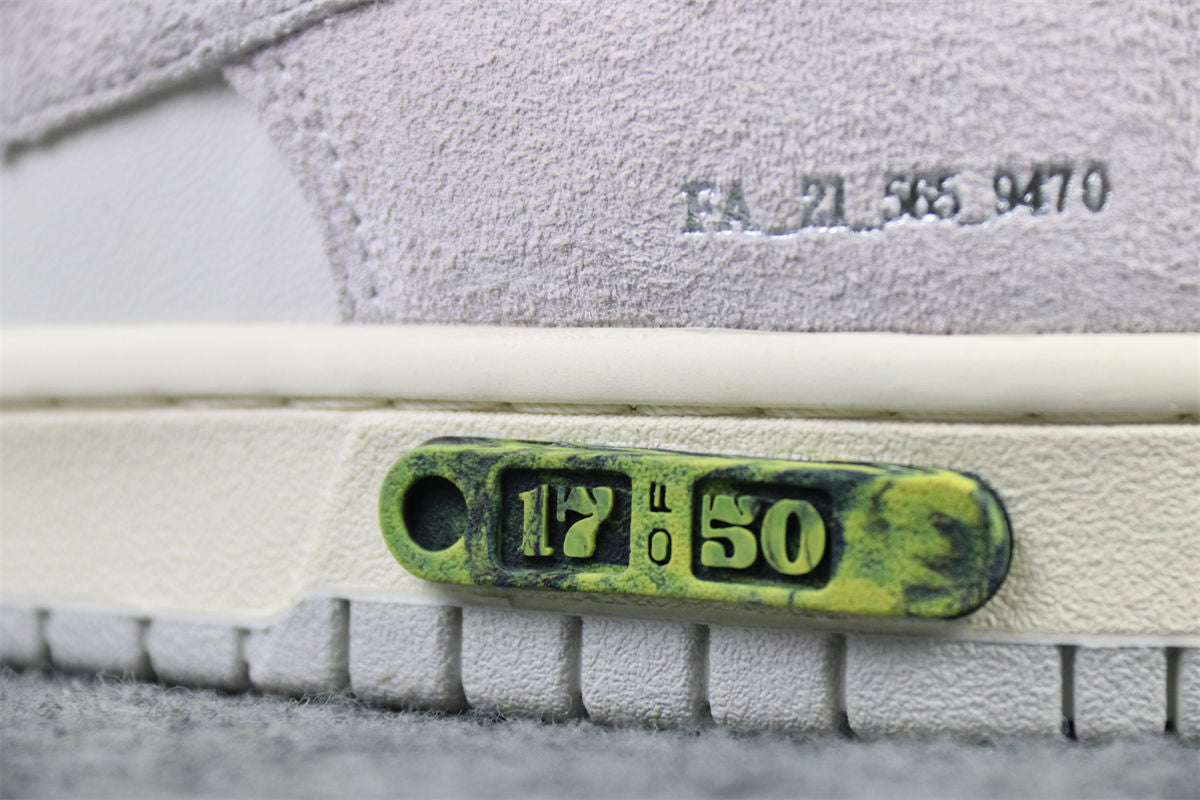 Off-White x Dunk Low 'Lot 17 of 50'
