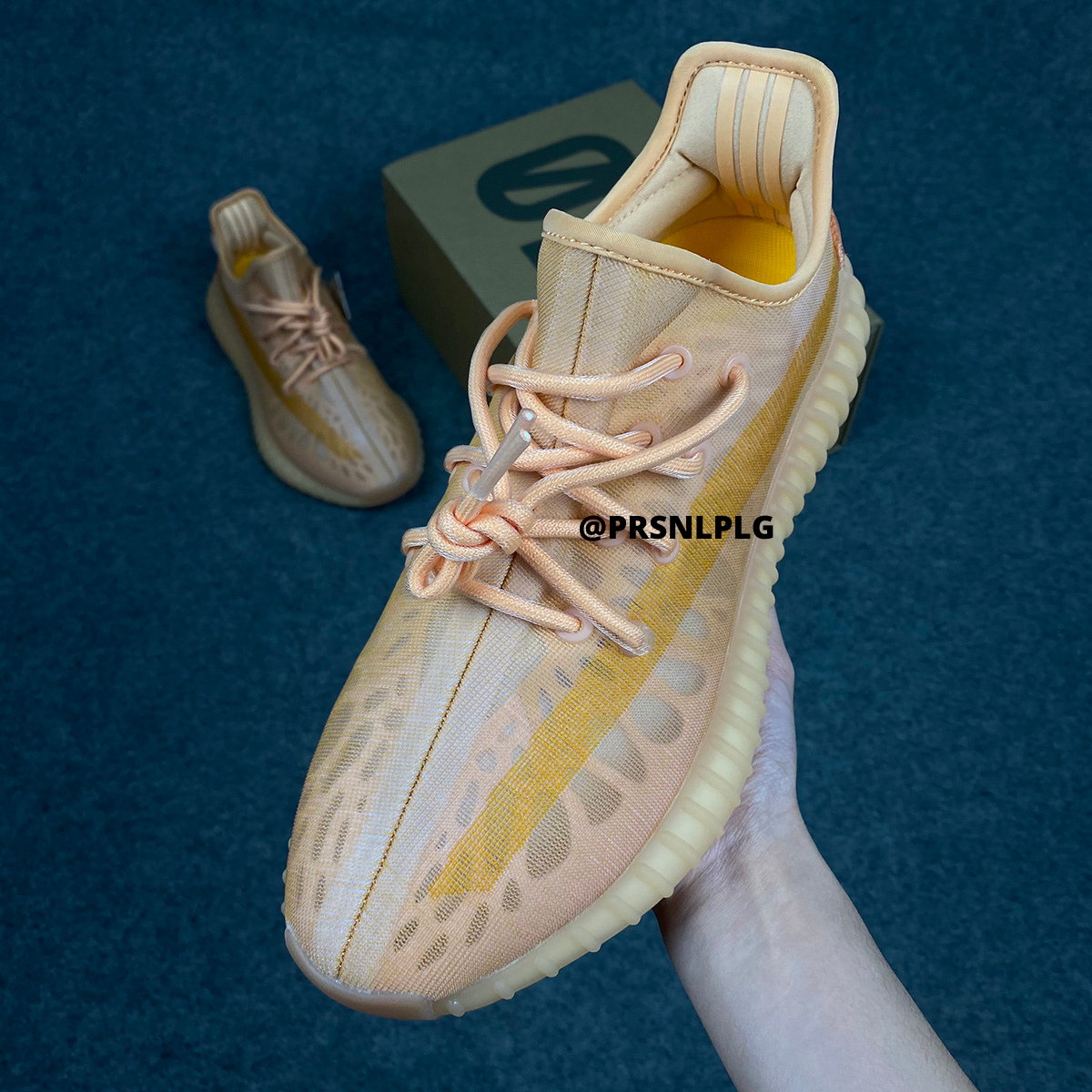 Yeezy Boost 350 V2 'Mono Argile'
