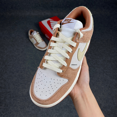 Dunk Low Premium 'Medium Curry'