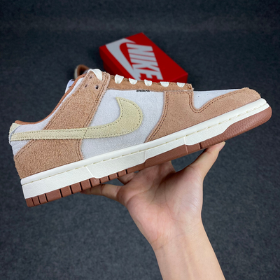 Dunk Low Premium 'Medium Curry'