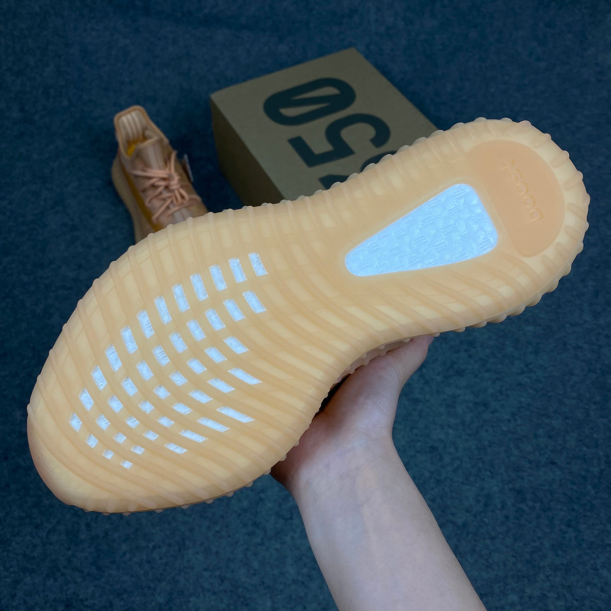 Yeezy Boost 350 V2 'Mono Argile'