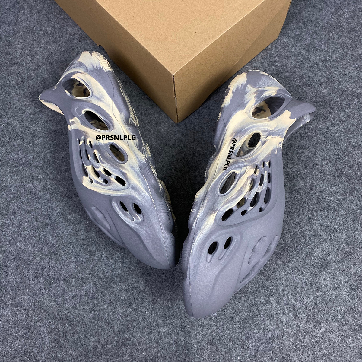 Yeezy Foam Runner 'MXT Moon Gris'