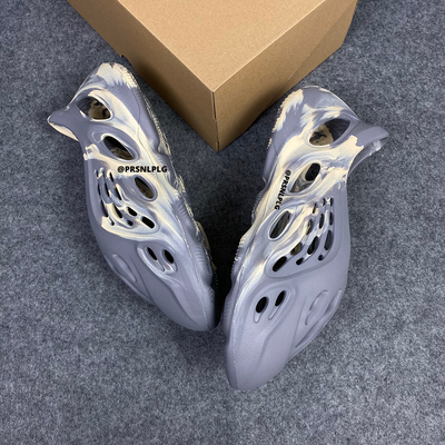 Yeezy Foam Runner 'MXT Moon Gris'