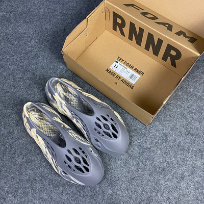 Yeezy Foam Runner 'MXT Moon Gris'