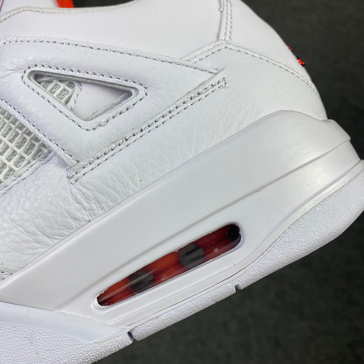 Air Jordan 4 Retro 'Orange Métallique'