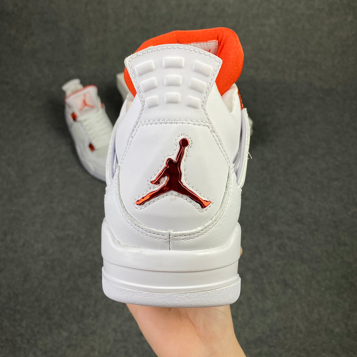 Air Jordan 4 Retro 'Orange Métallique'