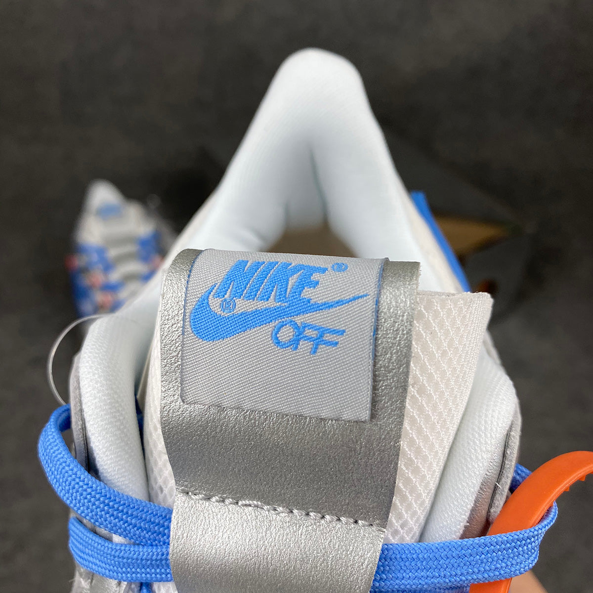 Off-White x Air Rubber Dunk 'University Blue'