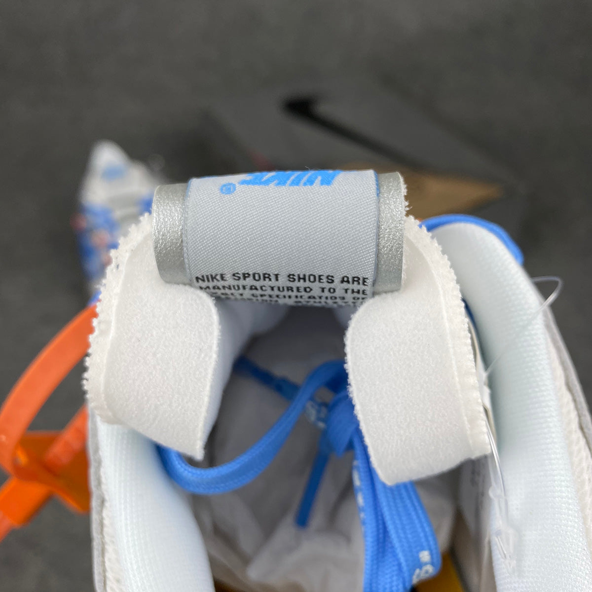 Off-White x Air Rubber Dunk 'University Blue'
