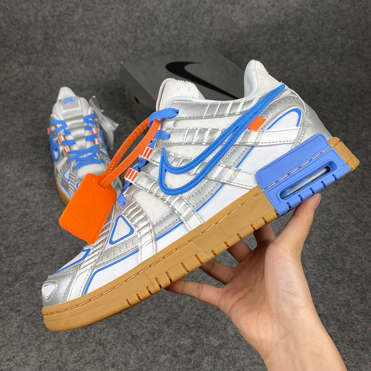 Off-White x Air Rubber Dunk 'University Blue'