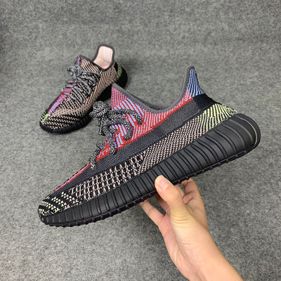 Yeezy Boost 350 V2 'Yecheil niet-reflecterend'