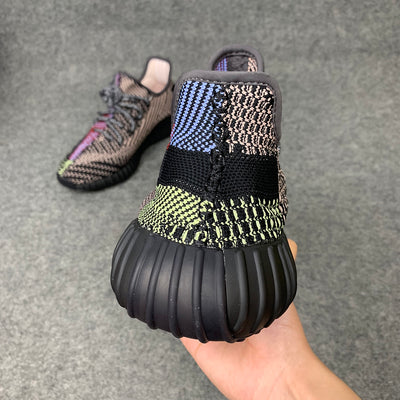 Yeezy Boost 350 V2 'Yecheil niet-reflecterend'