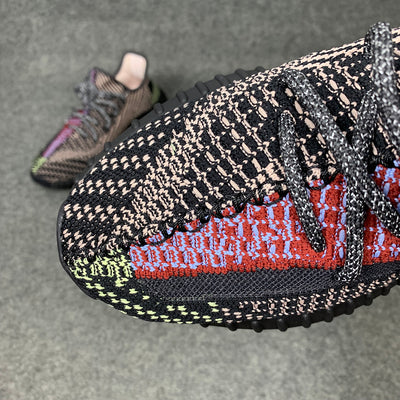 Yeezy Boost 350 V2 'Yecheil niet-reflecterend'