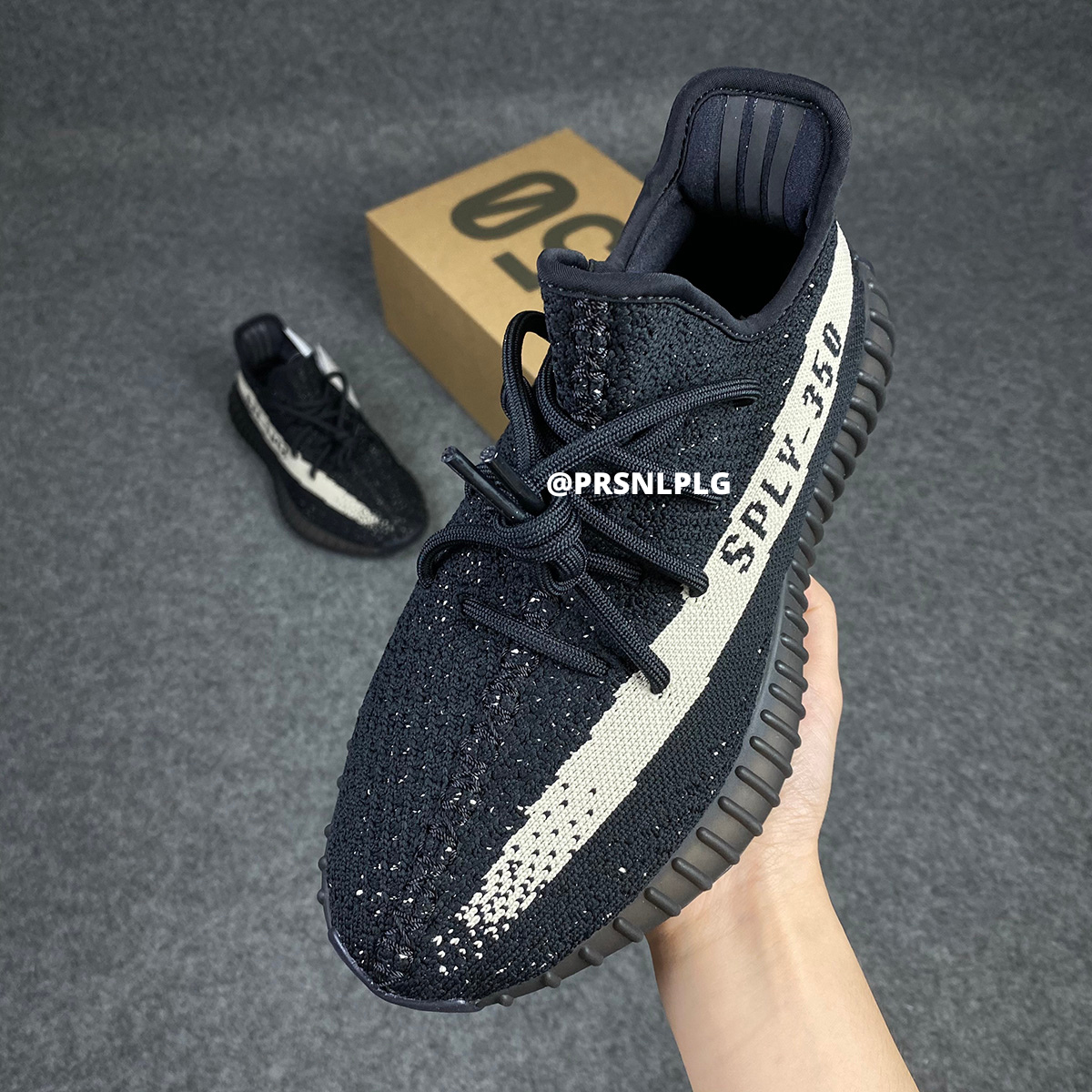 Yeezy Boost 350 V2 'Oreo'