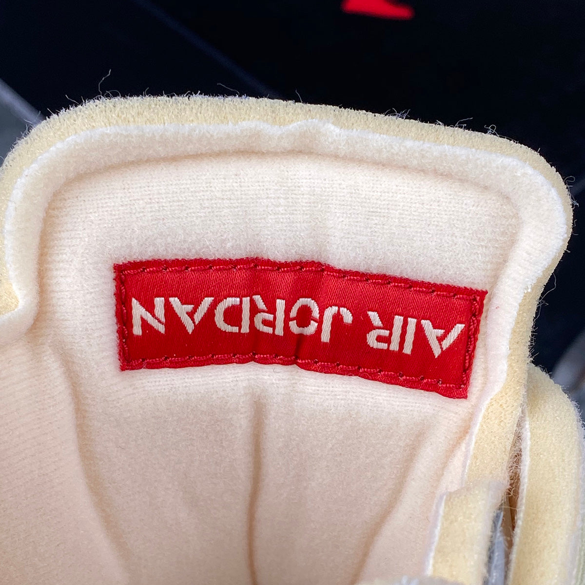 Off-White x Air Jordan 5 SP « Voile » 