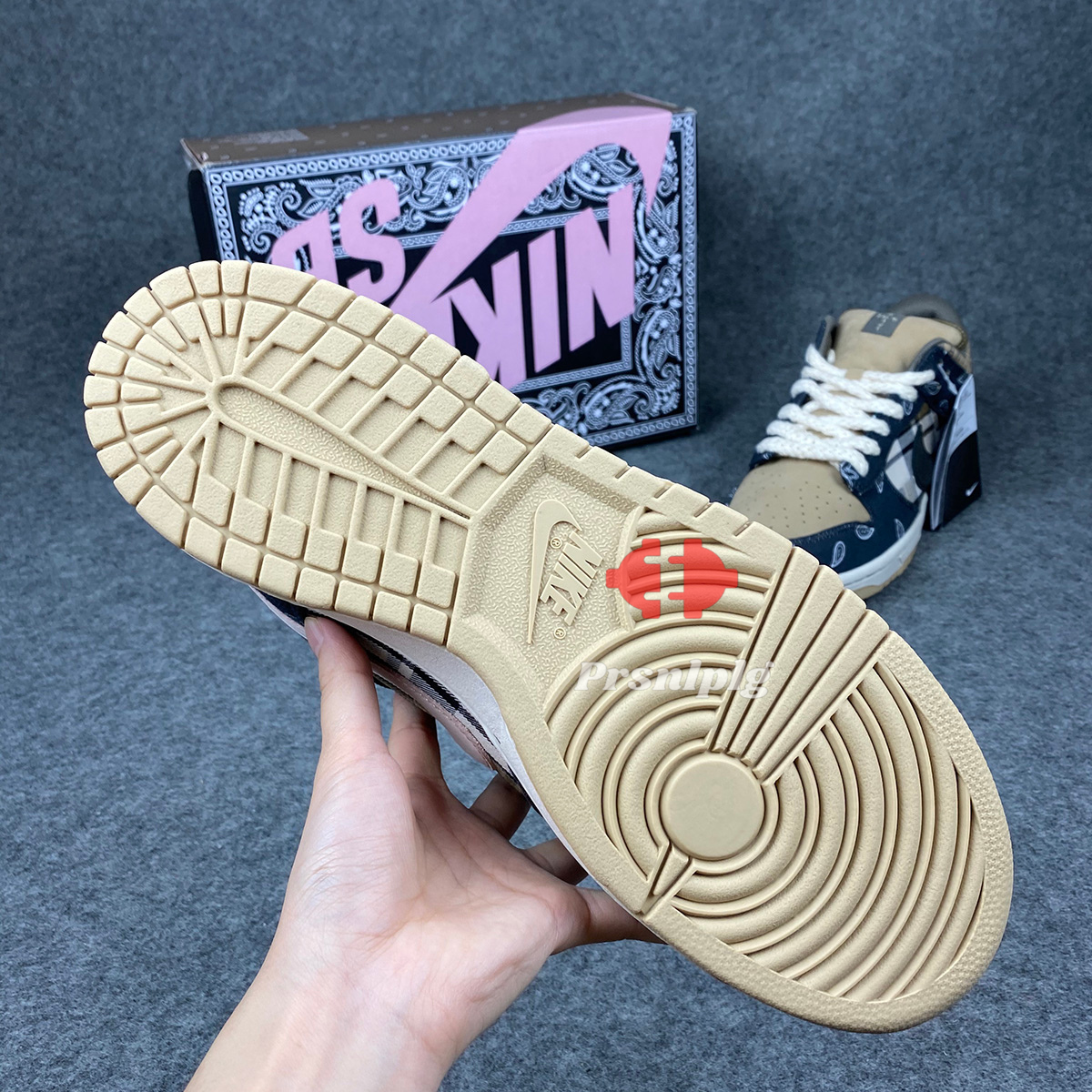 Travis Scott x Dunk Low Premium QS SB 'Cactus Jack' (Boîte spéciale)