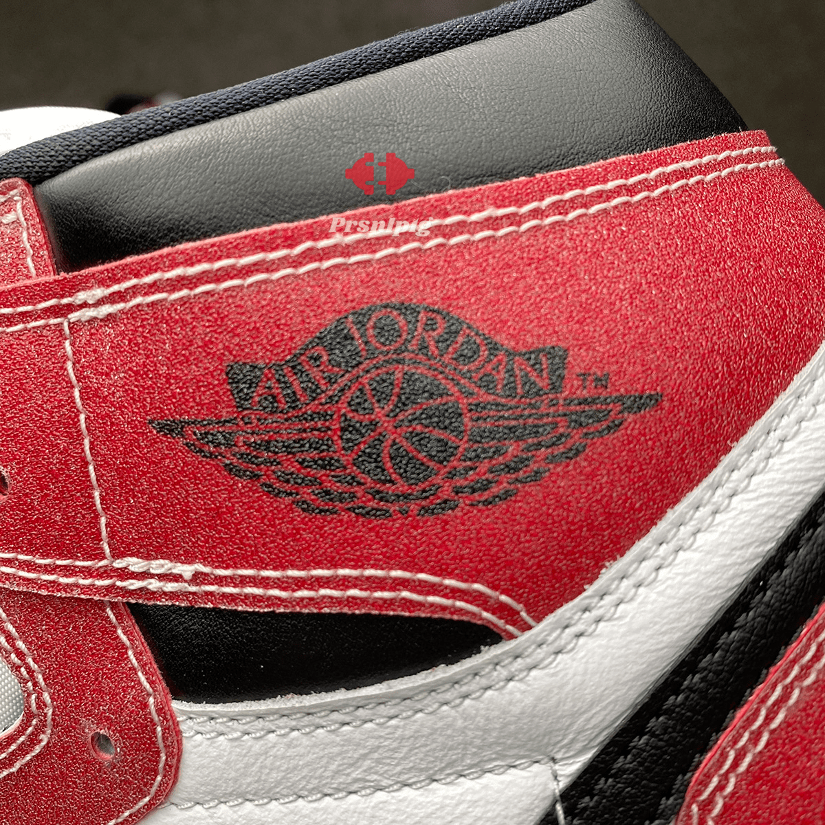 Trophy Room x Air Jordan 1 High UND SP 'Chicago'