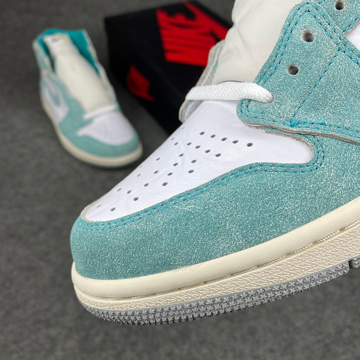 Jordan 1 Retro High OG Turbo Vert