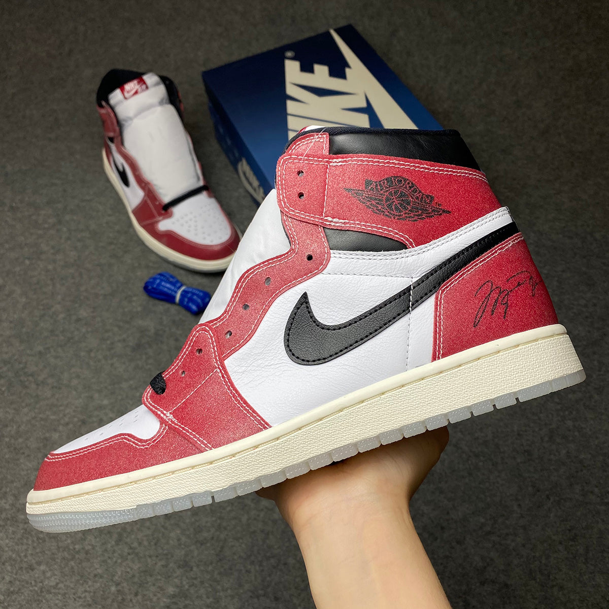 Trophy Room x Air Jordan 1 High UND SP 'Chicago'