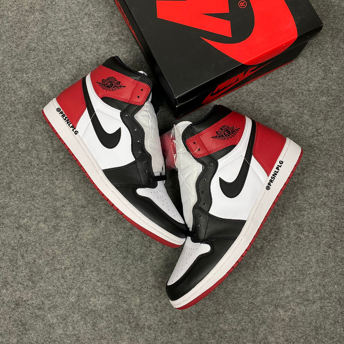 Air Jordan 1 Retro High OG 'Noir Toe' 2016