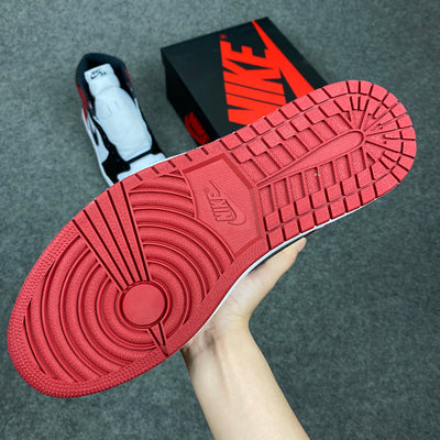 Air Jordan 1 Retro High OG 'Noir Toe' 2016
