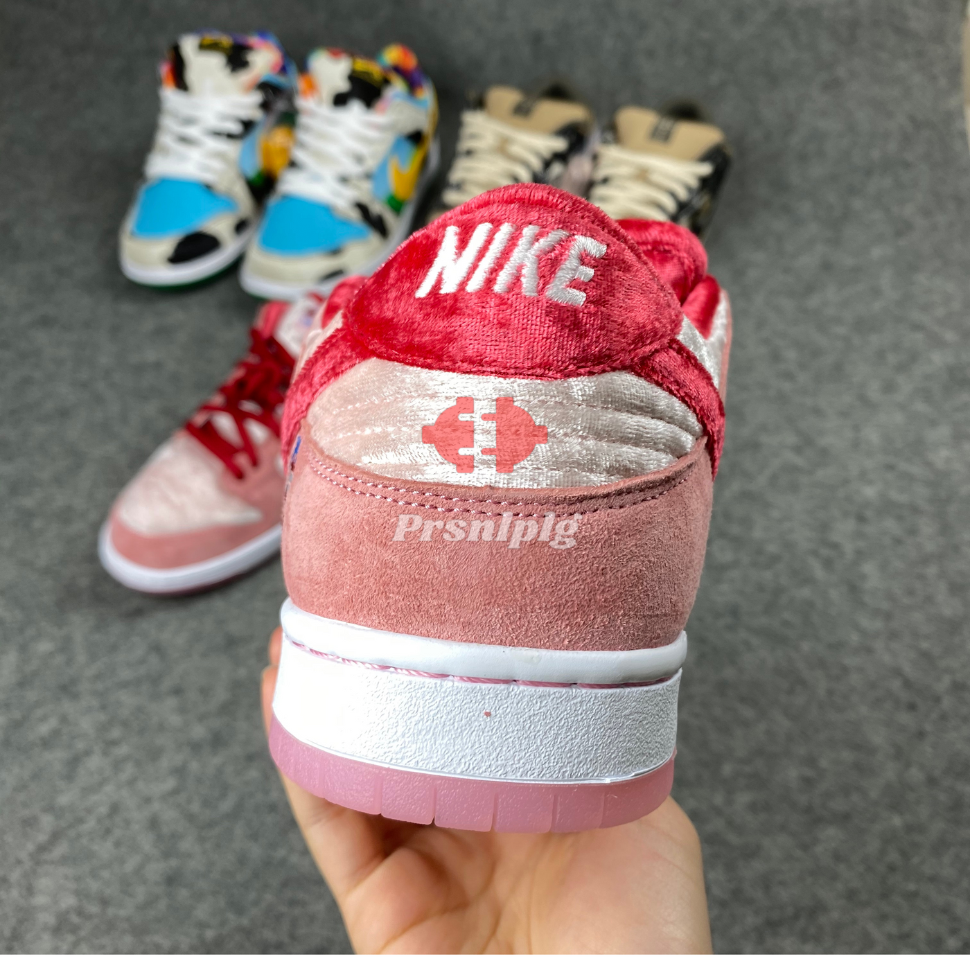 StrangeLove x Dunk Low SB 'Valentine's Day'