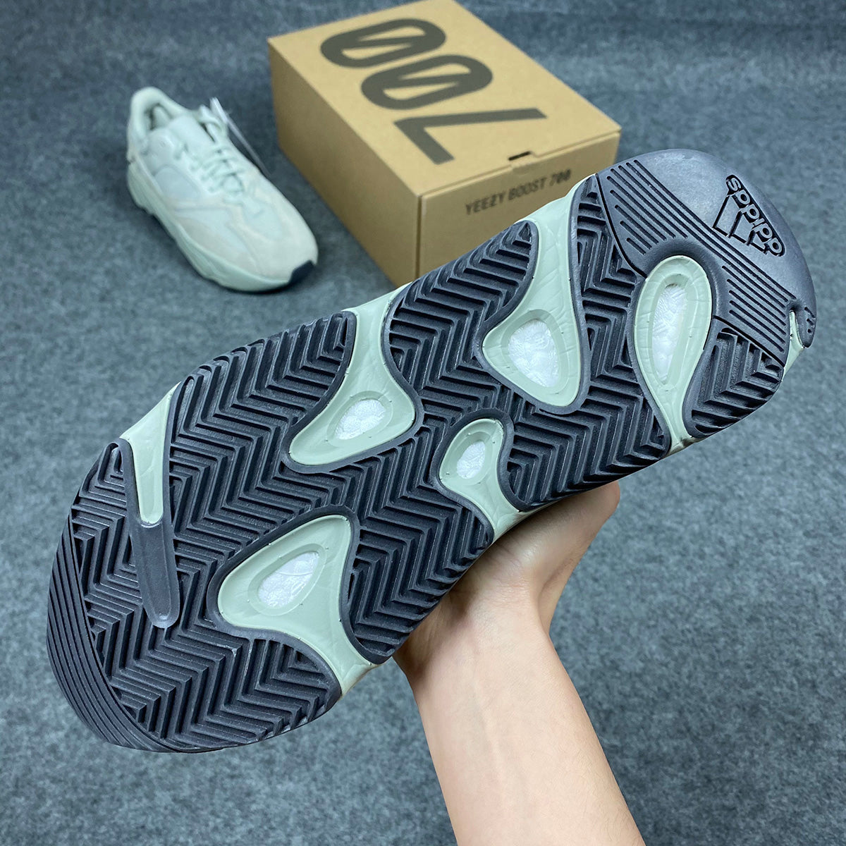 Adidas Yeezy Boost 700 'Zout'