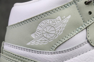 Wmns Air Jordan 1 Retro High OG 'Seafoam'