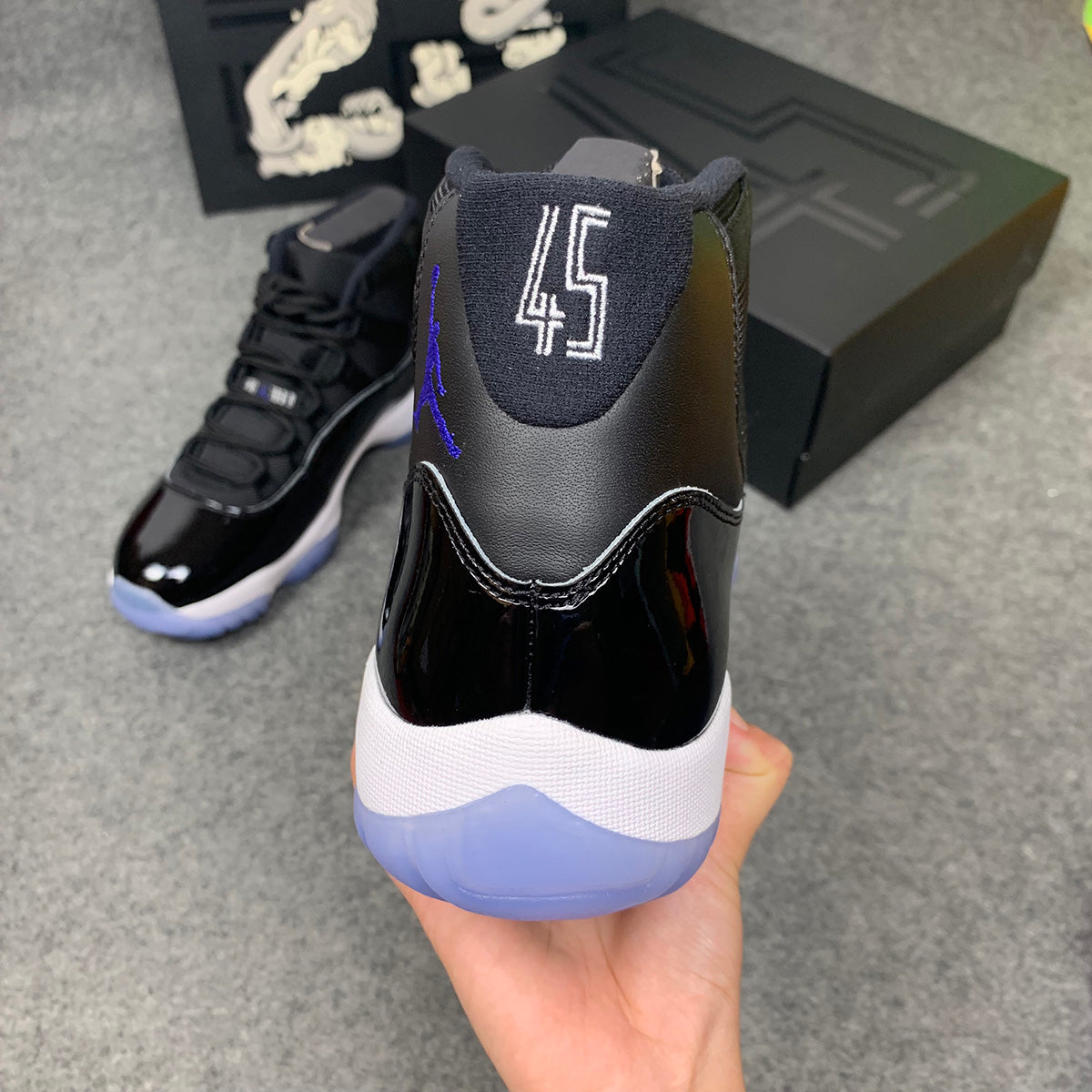 Air Jordan 11 Retro 'Space Jam' 2016