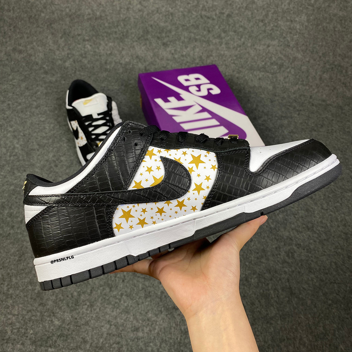 Supreme x Dunk Low OG SB QS 'Black'