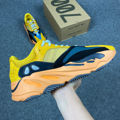Yeezy Boost 700 "Sonne"