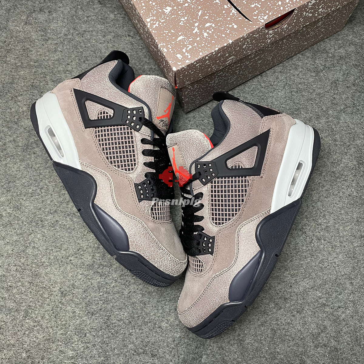 Air Jordan 4 Retro 'Taupe Haze'