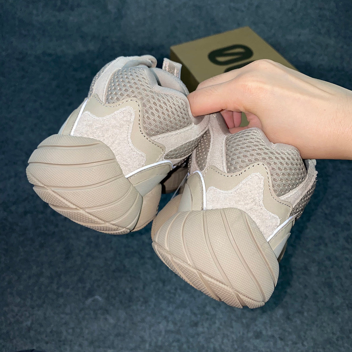 Yeezy 500 'Taupe Light'