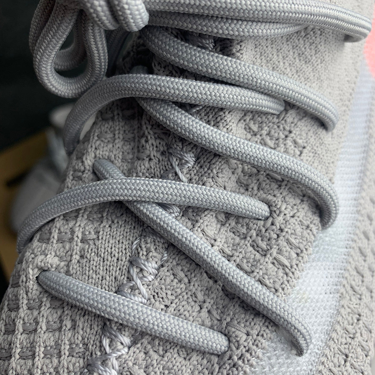Yeezy Boost 350 V2 « Feu arrière »