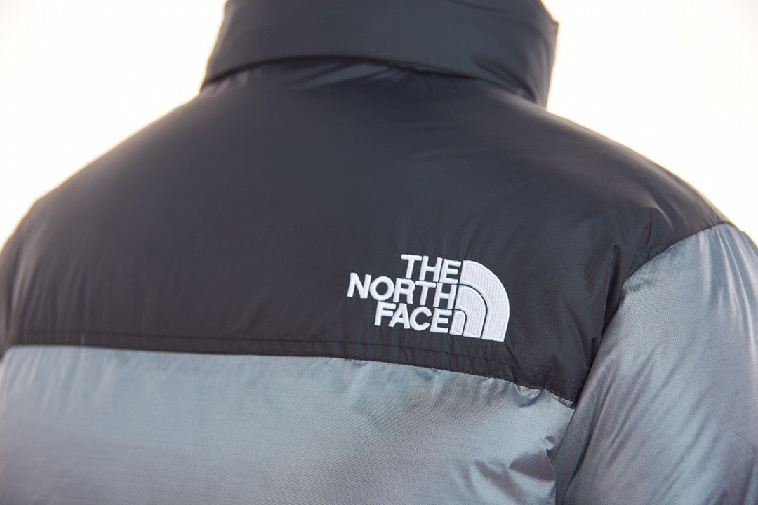 The North Face 1996 Retro Nuptse Veste 'Gris'