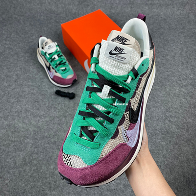 sacai x VaporWaffle SP 'Villain Rouge'