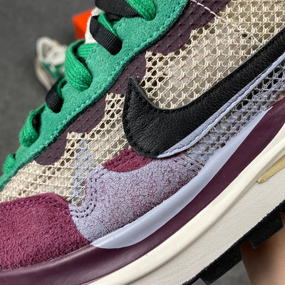 sacai x VaporWaffle SP 'Villain Rouge'