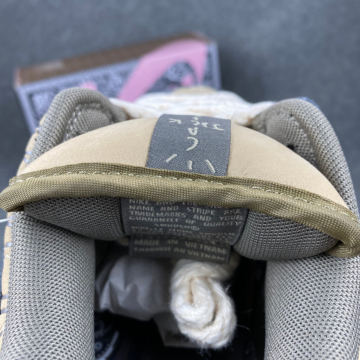 Travis Scott x Dunk Low Premium QS SB 'Cactus Jack' (Boîte spéciale)